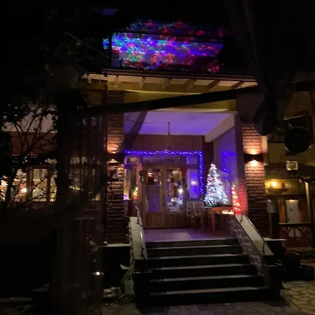 Отель Margaret's Island 3*