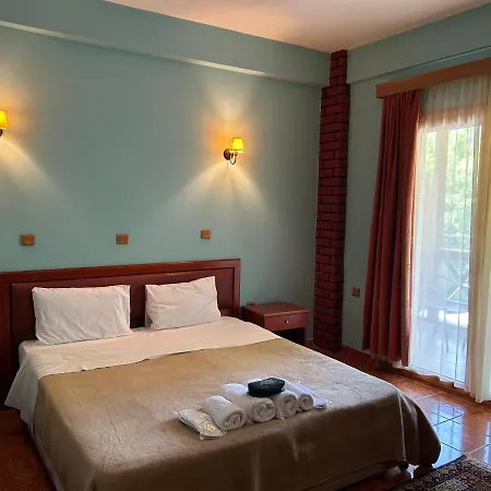 Hotel Margaret's Island