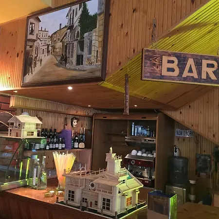 ホテル Margaret's Island 3*